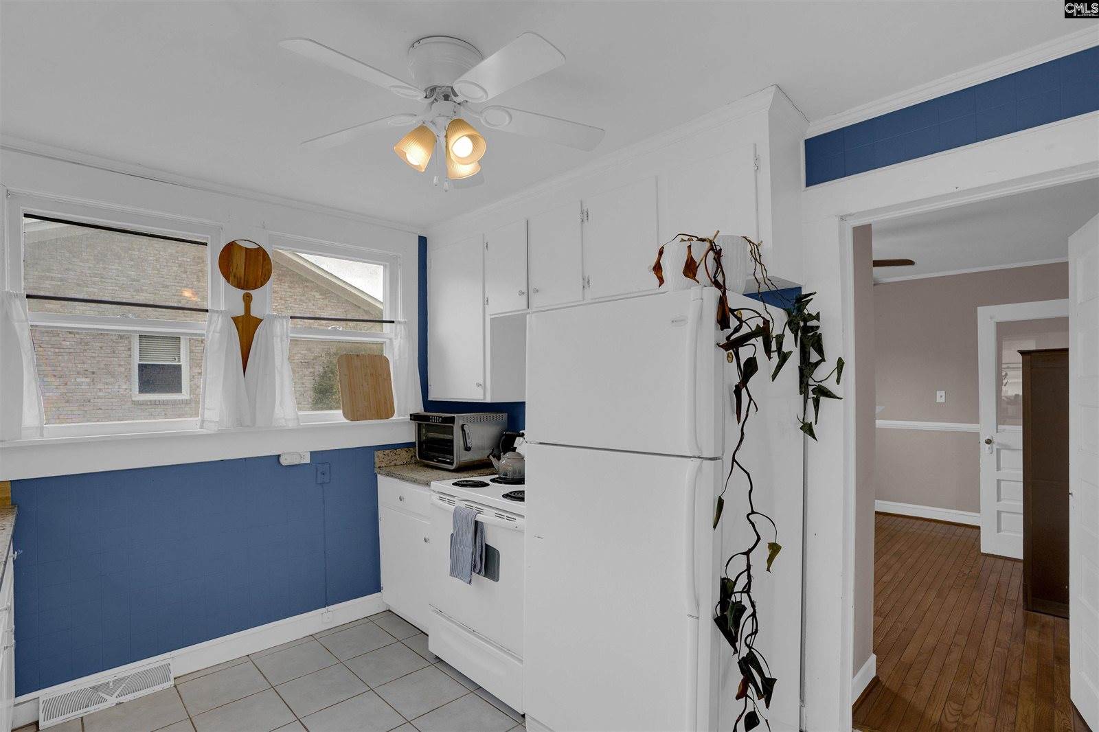 607 Holland, Cayce, SC 29033