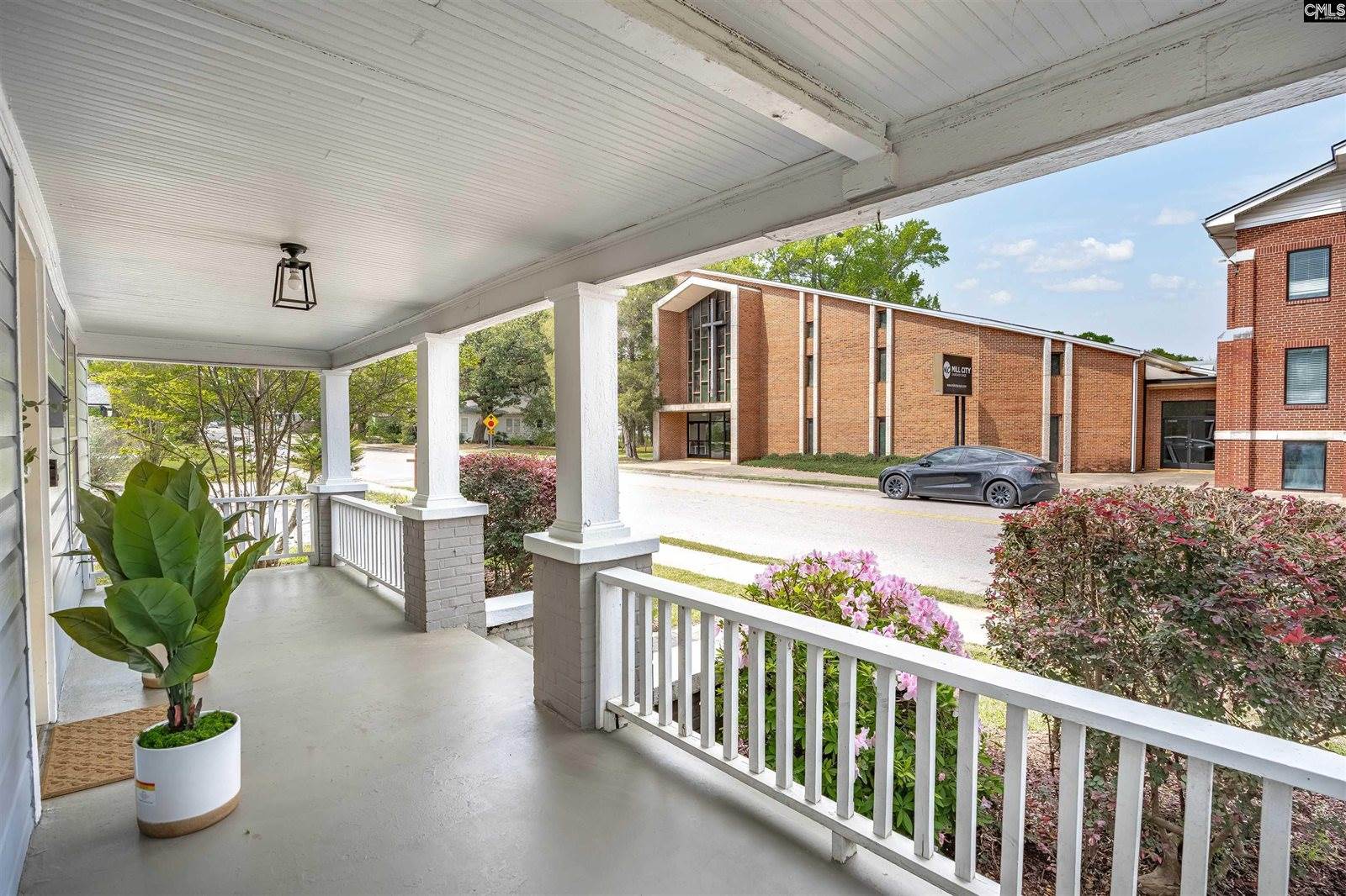 607 Holland, Cayce, SC 29033