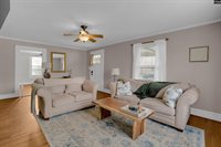 607 Holland, Cayce, SC 29033