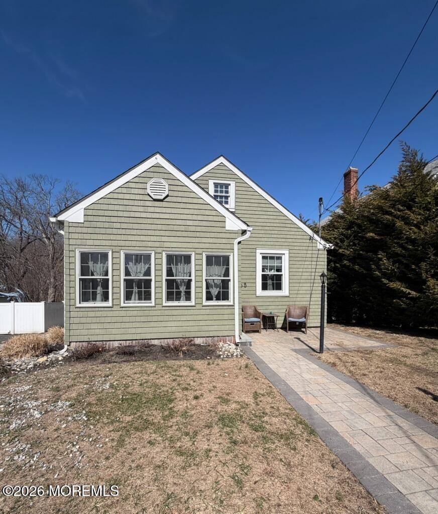 365 Lake Avenue, Front House, Oakhurst, NJ 07755