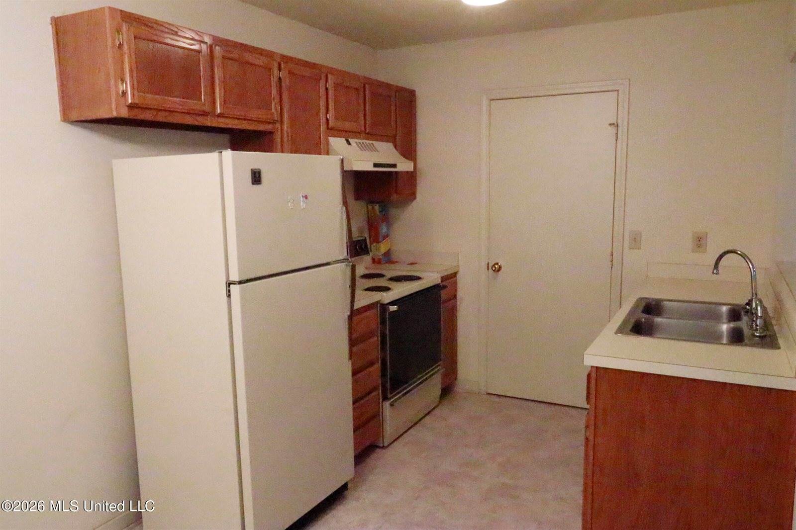 1037 Cabbott Lane, Richland, MS 39218