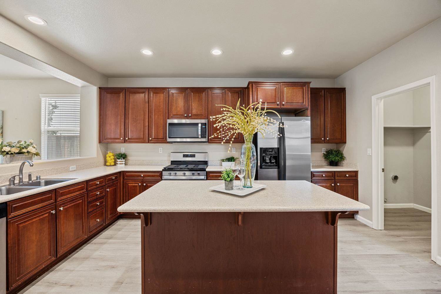 114 Marland Court, Lincoln, CA 95648