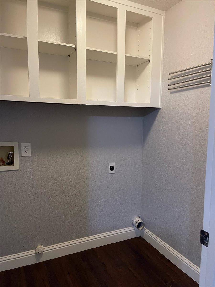 6054 Peoria Dr, Citrus Heights, CA 95621