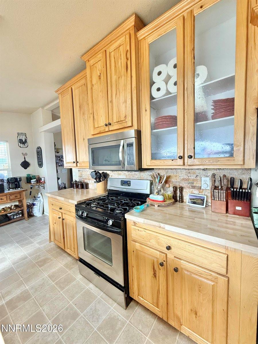 2160 East Horseshoe Road, Battle Mountain, NV 89820