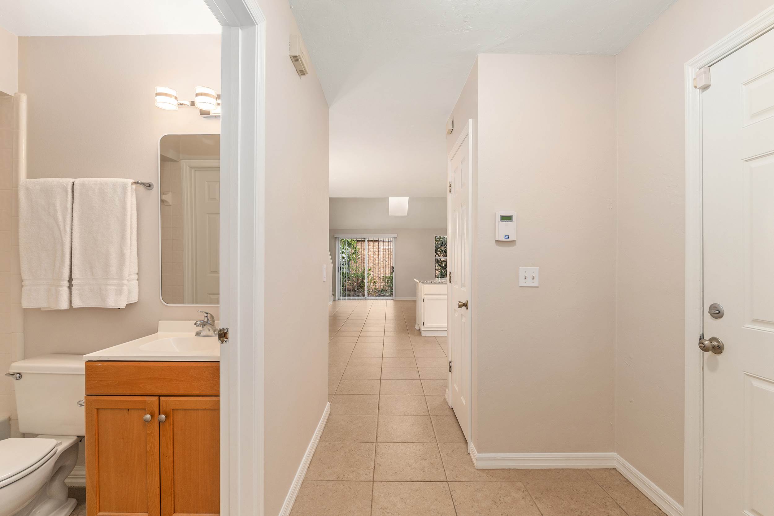 9755 SW 52nd Rd, Gainesville, FL 32608