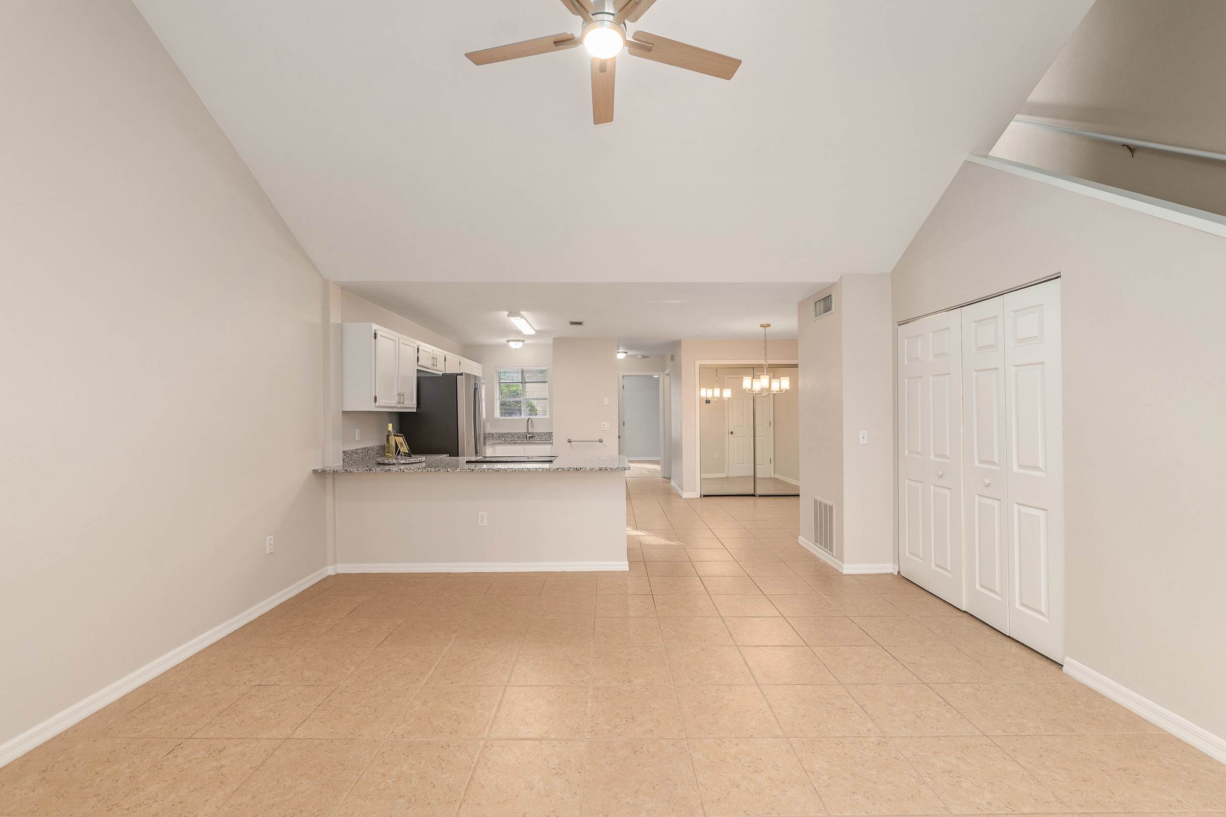 9755 SW 52nd Rd, Gainesville, FL 32608