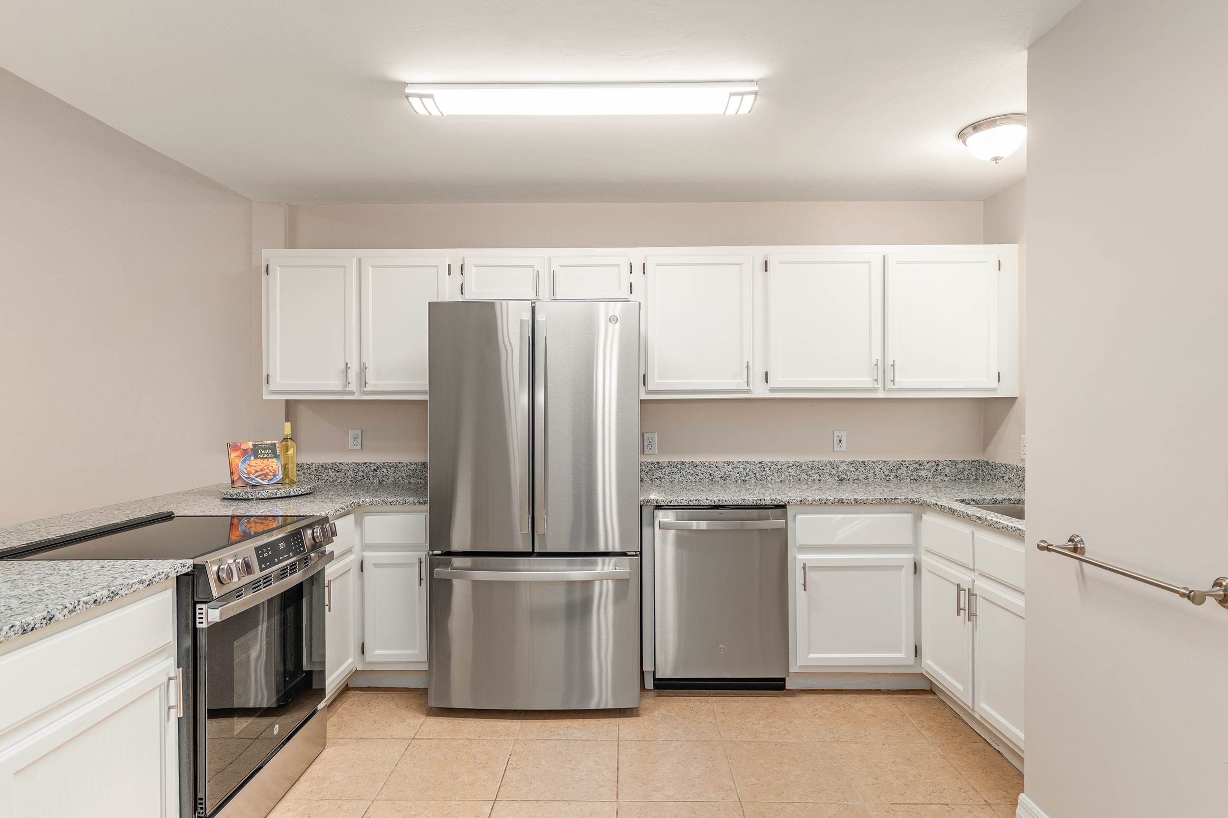 9755 SW 52nd Rd, Gainesville, FL 32608