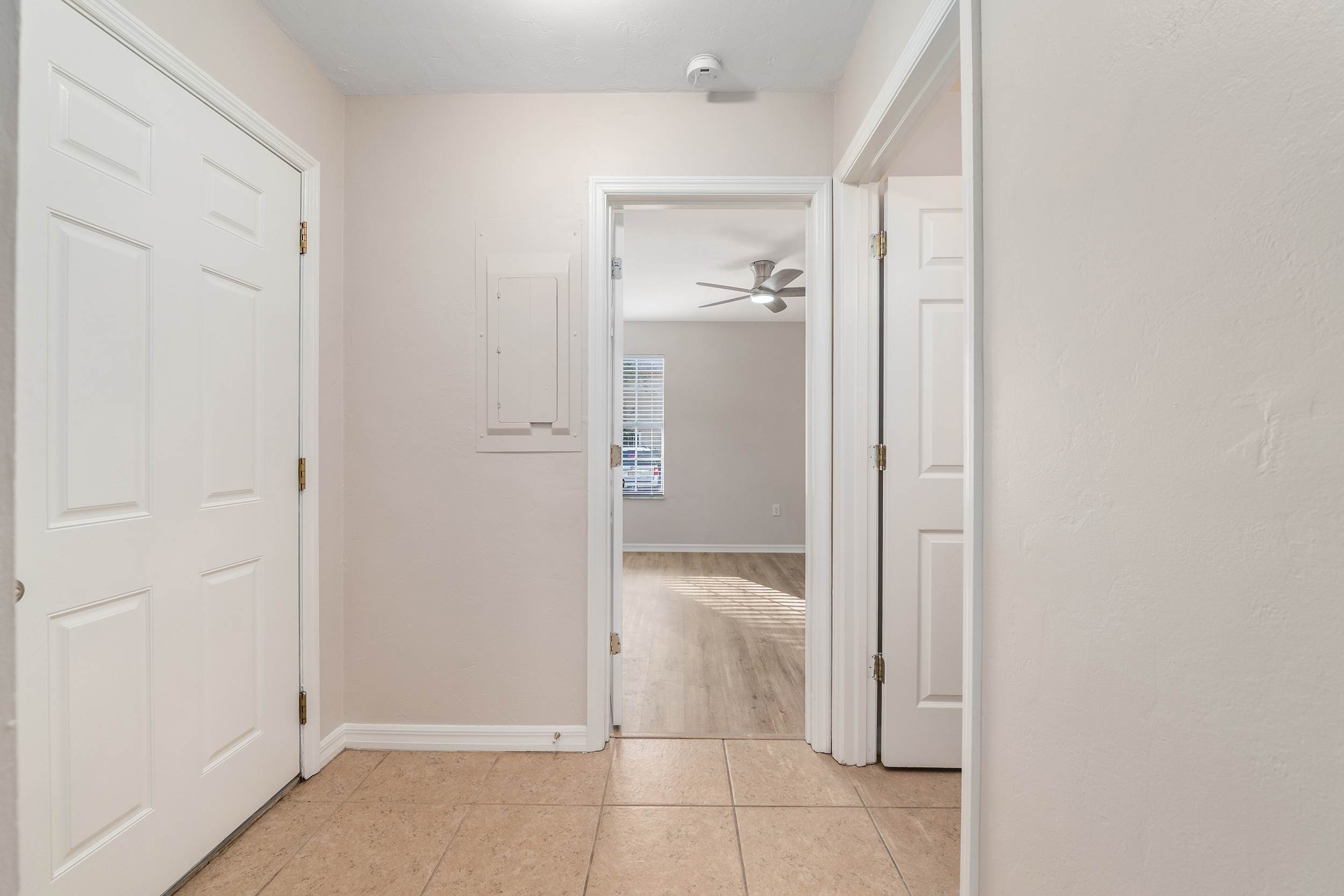 9755 SW 52nd Rd, Gainesville, FL 32608