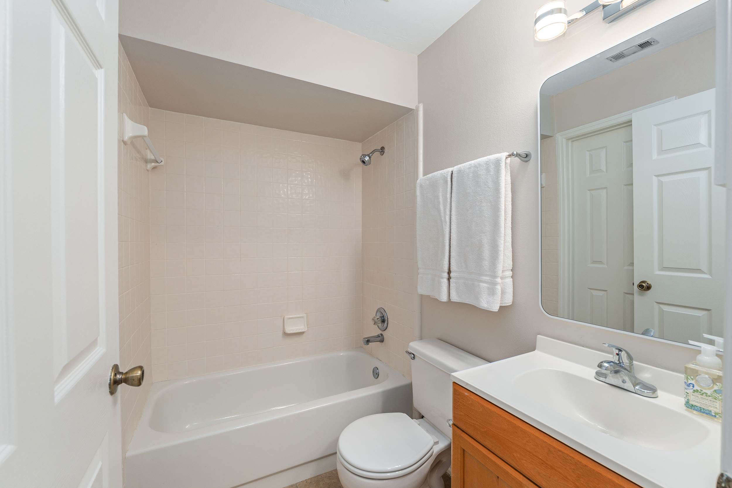 9755 SW 52nd Rd, Gainesville, FL 32608