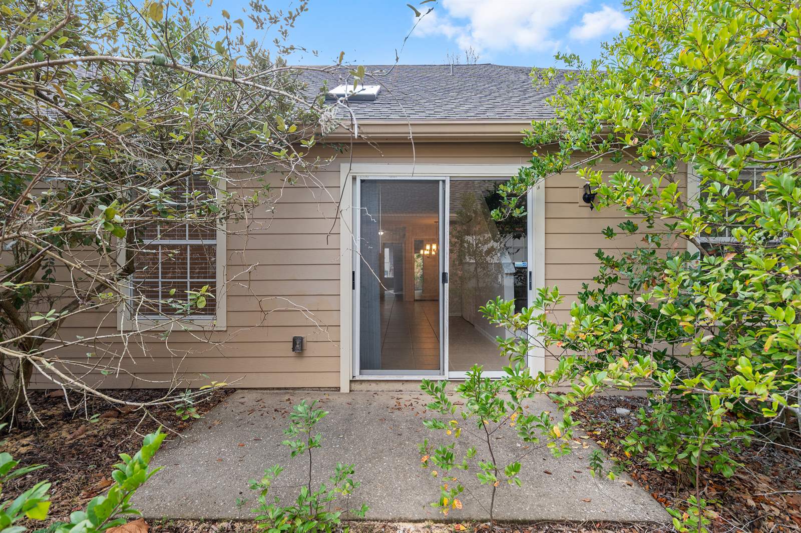 9755 SW 52nd Rd, Gainesville, FL 32608