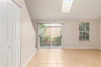 9755 SW 52nd Rd, Gainesville, FL 32608