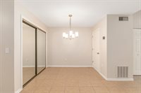 9755 SW 52nd Rd, Gainesville, FL 32608