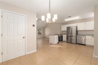 9755 SW 52nd Rd, Gainesville, FL 32608