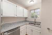9755 SW 52nd Rd, Gainesville, FL 32608