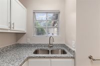 9755 SW 52nd Rd, Gainesville, FL 32608