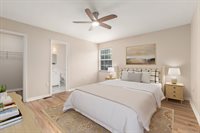 9755 SW 52nd Rd, Gainesville, FL 32608