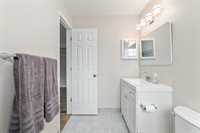 9755 SW 52nd Rd, Gainesville, FL 32608