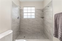 9755 SW 52nd Rd, Gainesville, FL 32608