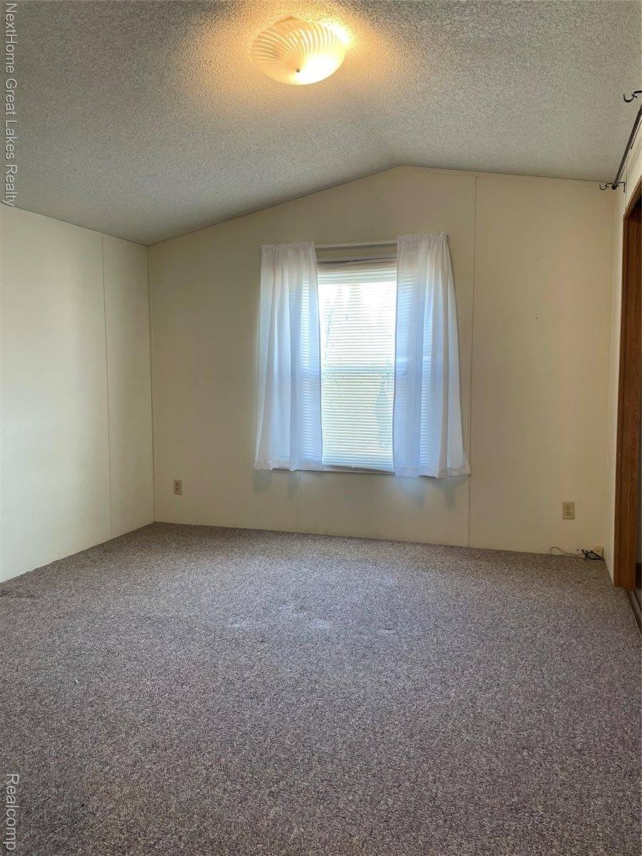 53 Bilwa Trail Trail, GainesTownship_Genesee, MI 48473