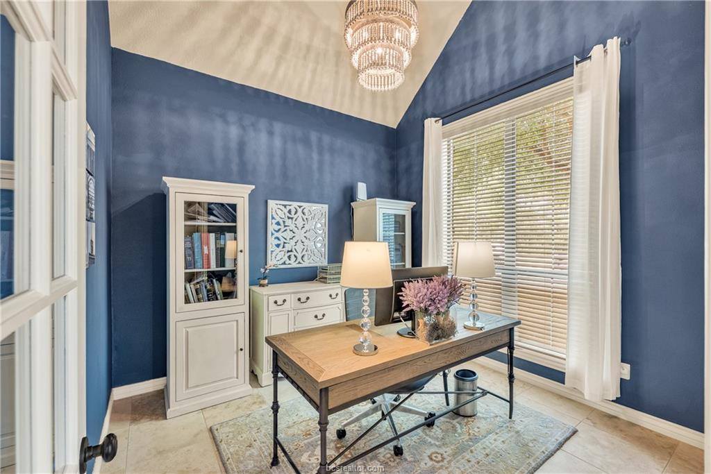 2207 Rockingham Loop, College Station, TX 77845