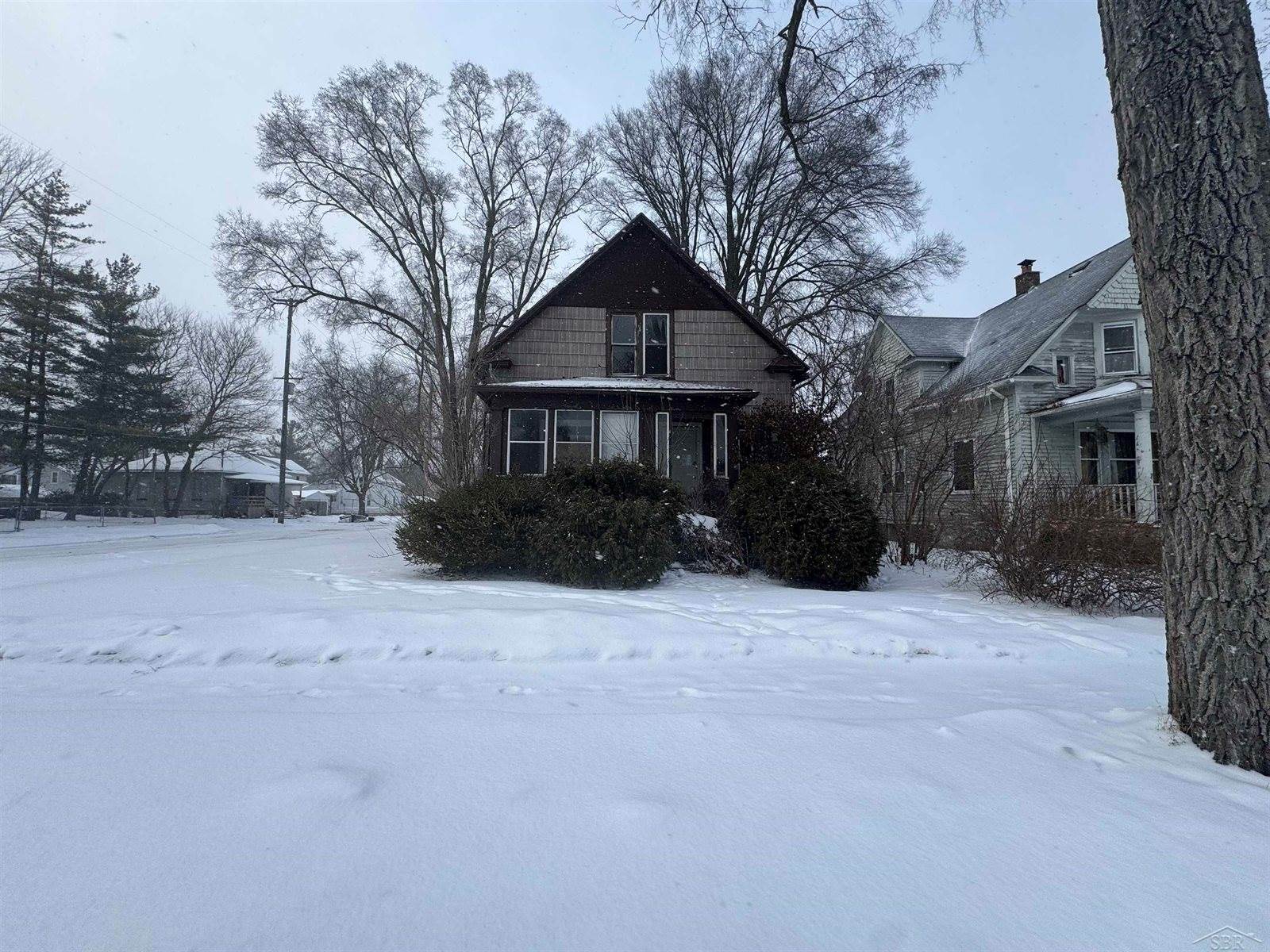 703 N Bond Street, Saginaw, MI 48602