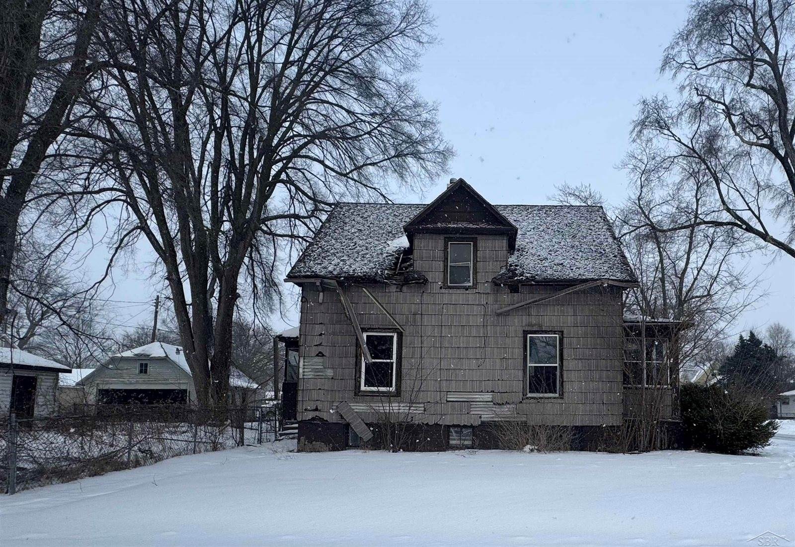 703 N Bond Street, Saginaw, MI 48602