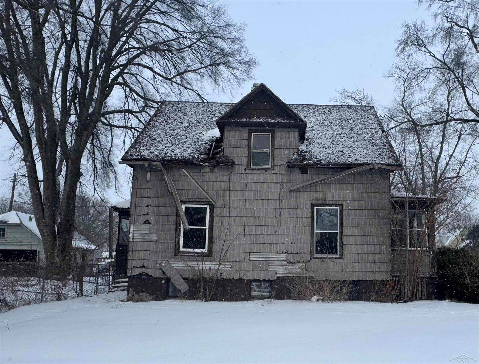 703 N Bond Street, Saginaw, MI 48602