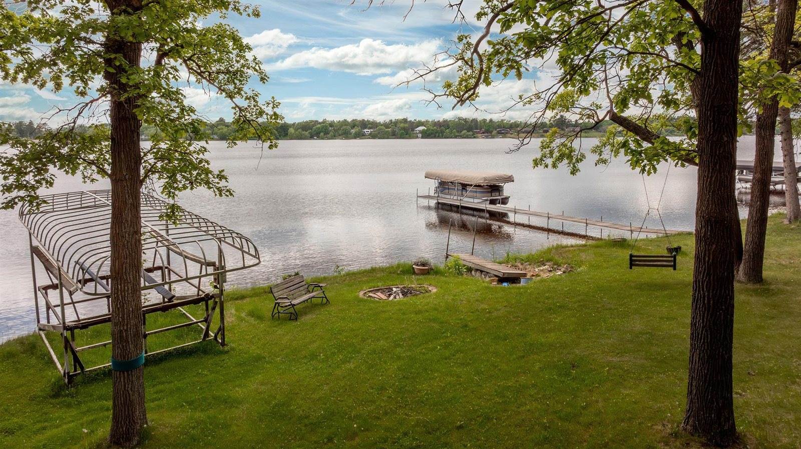 15307 Pine Shores Road, Brainerd, MN 56401