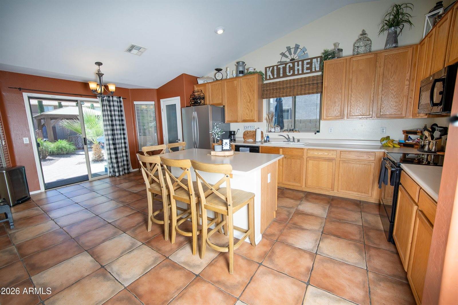 8369 West Luke Avenue, Glendale, AZ 85305