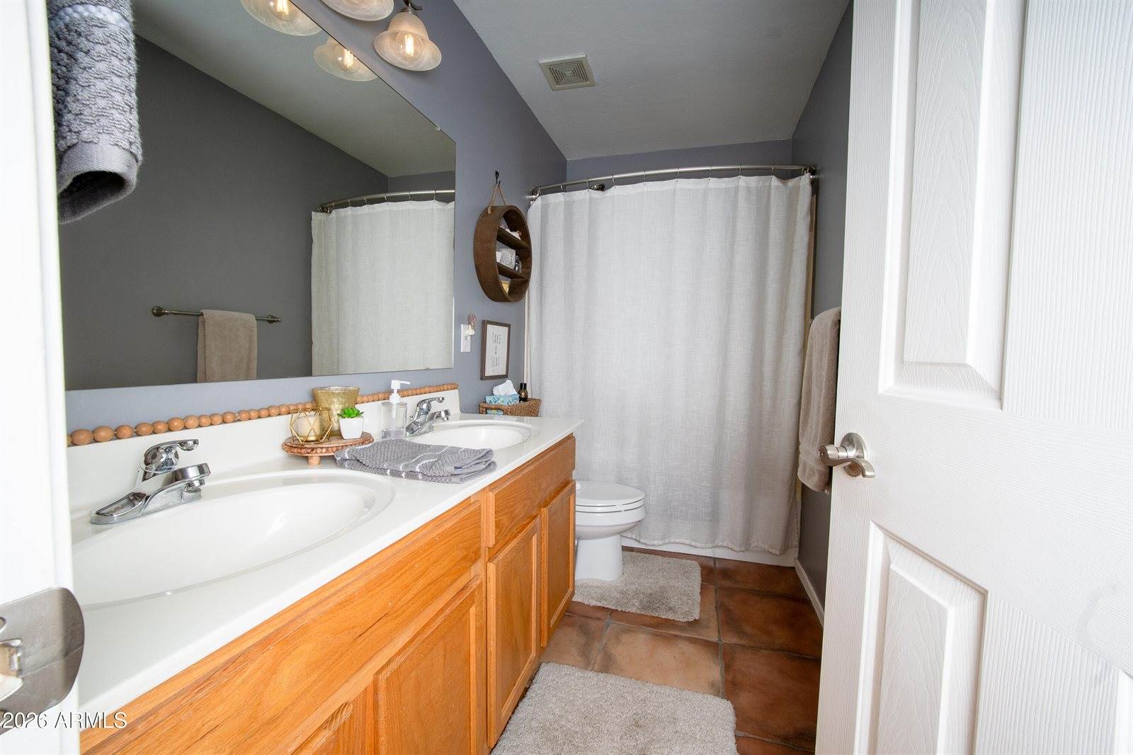 8369 West Luke Avenue, Glendale, AZ 85305