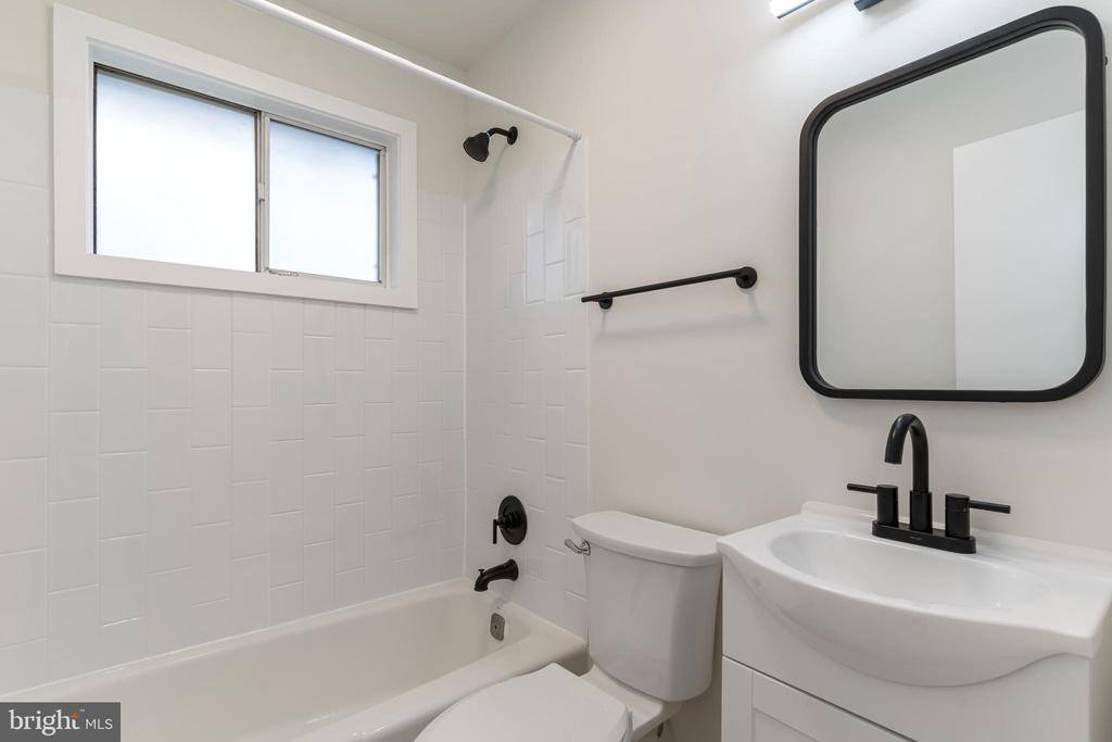 12403 Ridge Road, Lusby, MD 20657