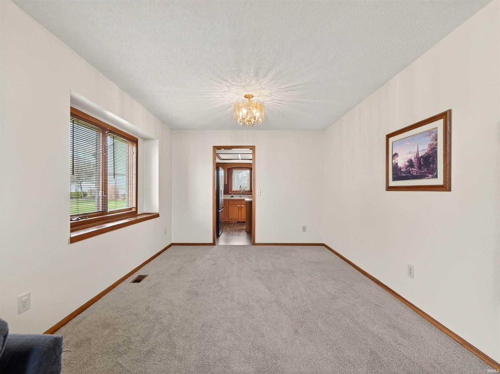 10514 Cherry Creek Road, Fort Wayne, IN 46818