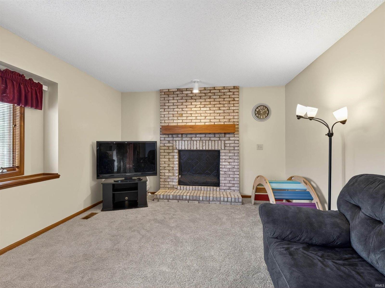 10514 Cherry Creek Road, Fort Wayne, IN 46818