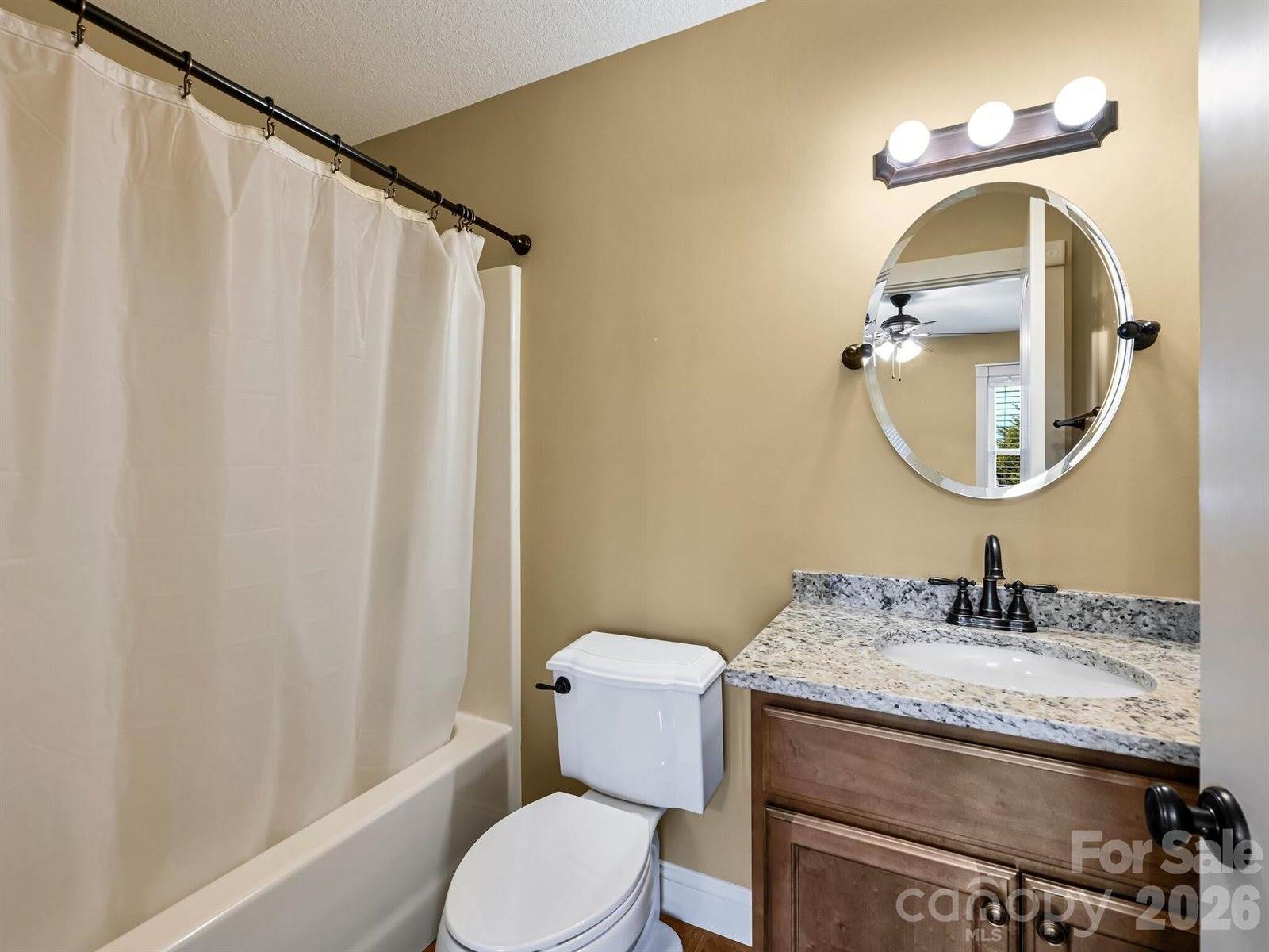 199 Macedonia Road, Asheville, NC 28804