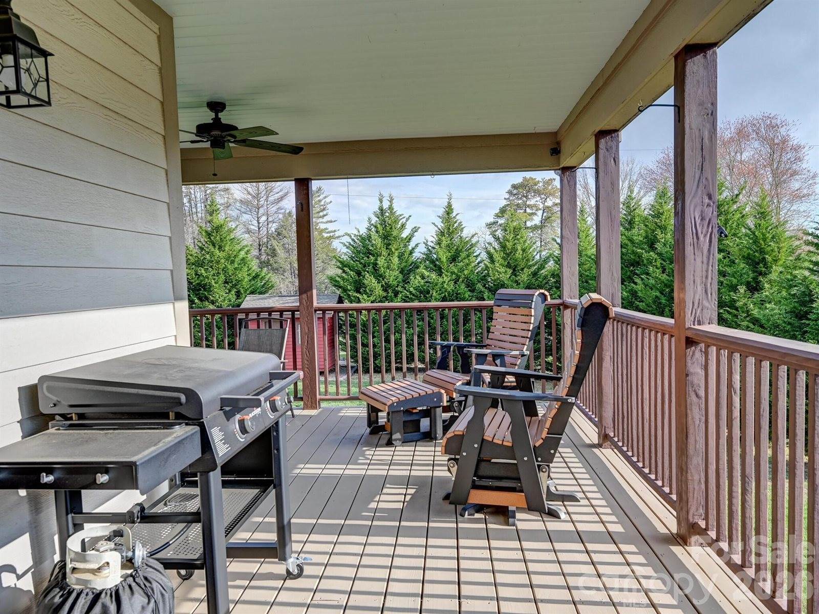 199 Macedonia Road, Asheville, NC 28804