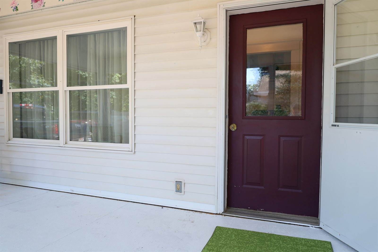 42 Thirteenth Street, Bangor, ME 04401