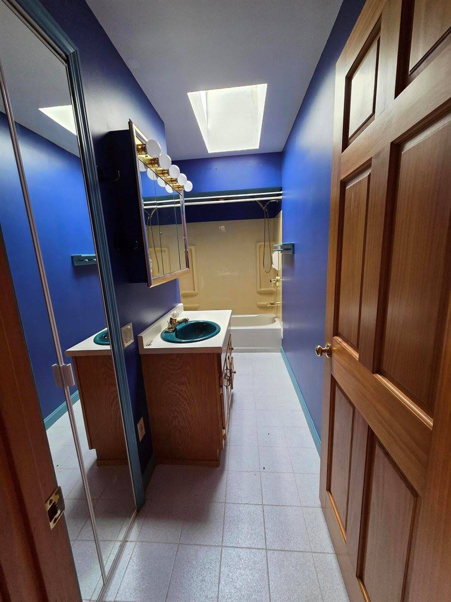 277 Pearl Street, Bangor, ME 04401