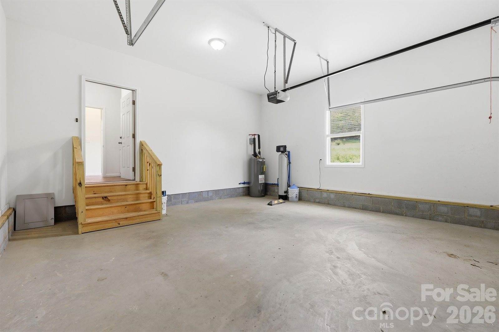 10 Scarlett Ridge Drive, Marshall, NC 28753