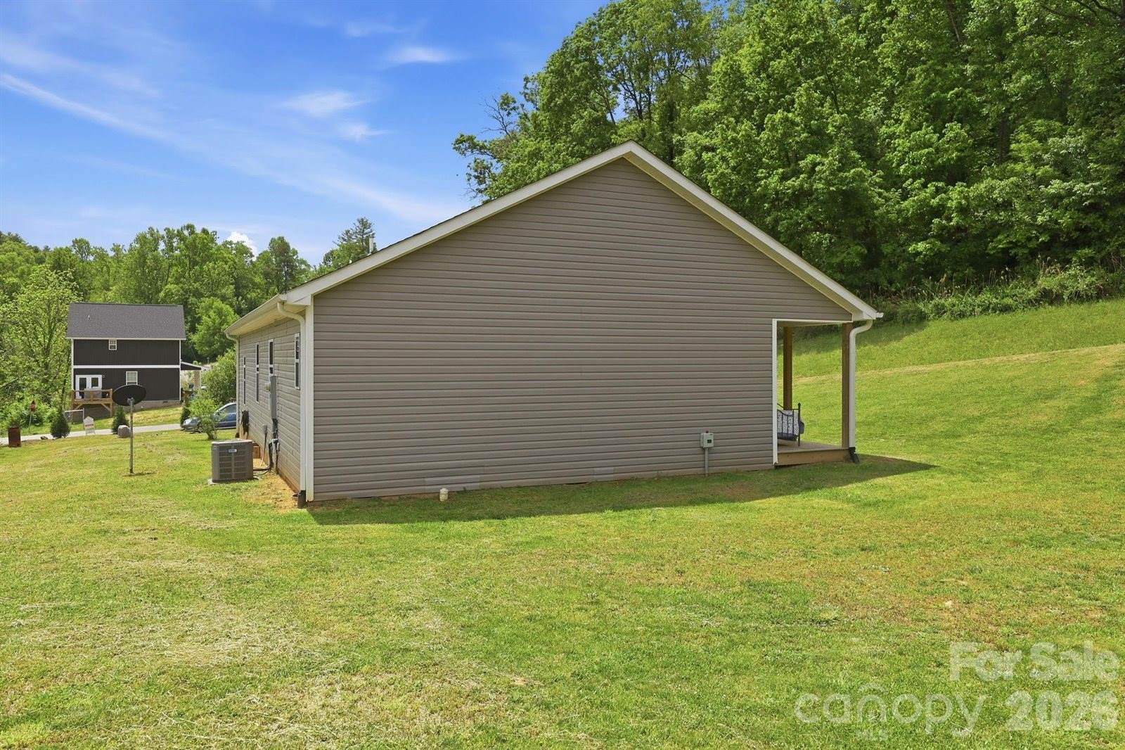 10 Scarlett Ridge Drive, Marshall, NC 28753