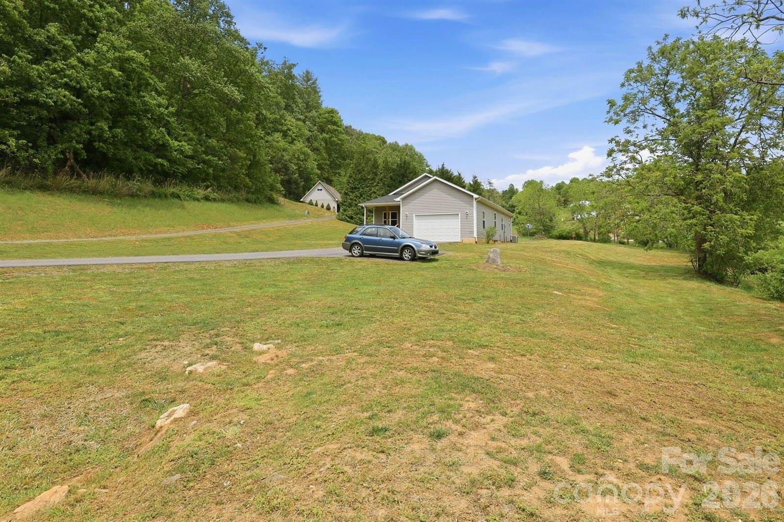 10 Scarlett Ridge Drive, Marshall, NC 28753