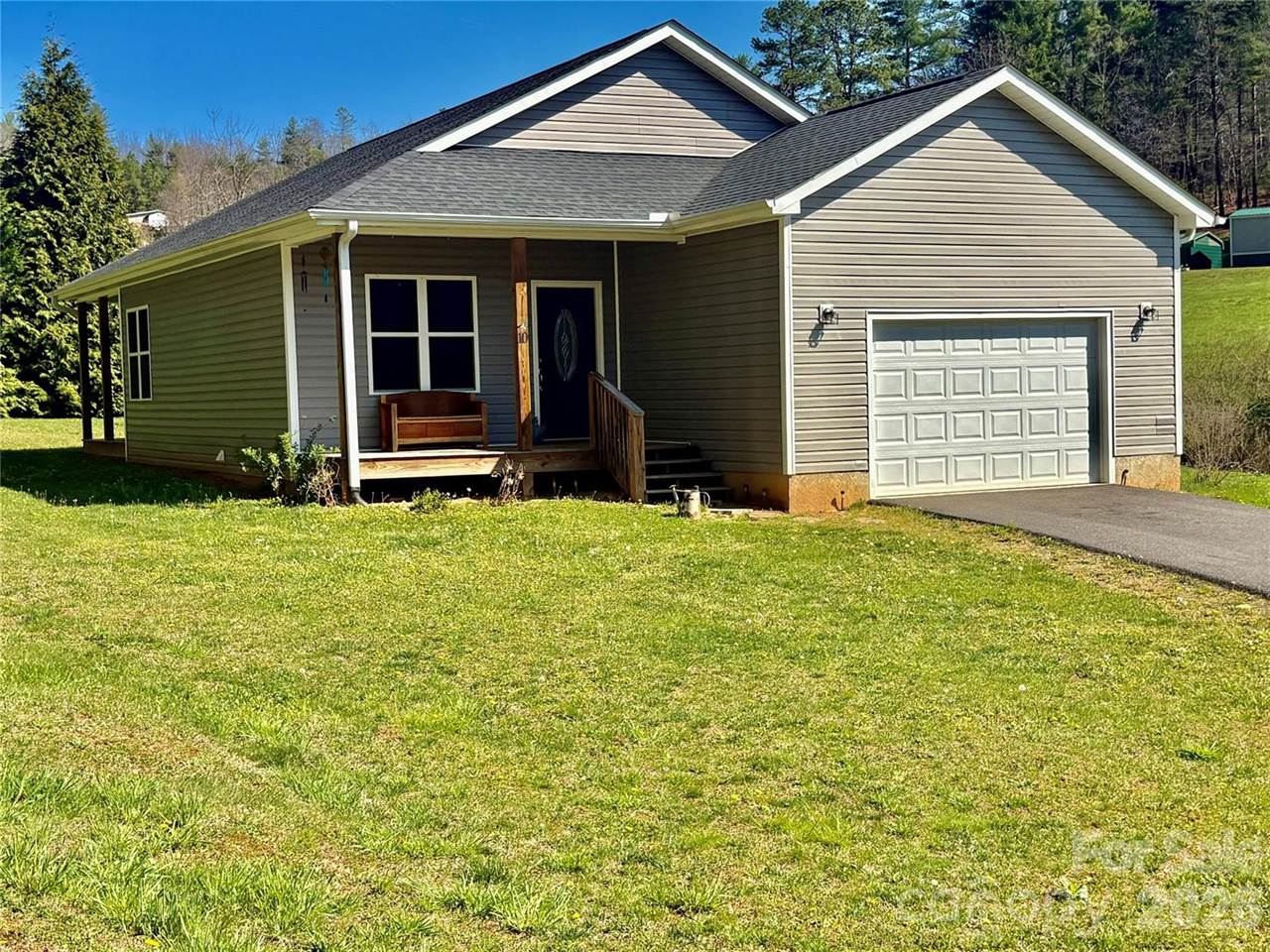 10 Scarlett Ridge Drive, Marshall, NC 28753