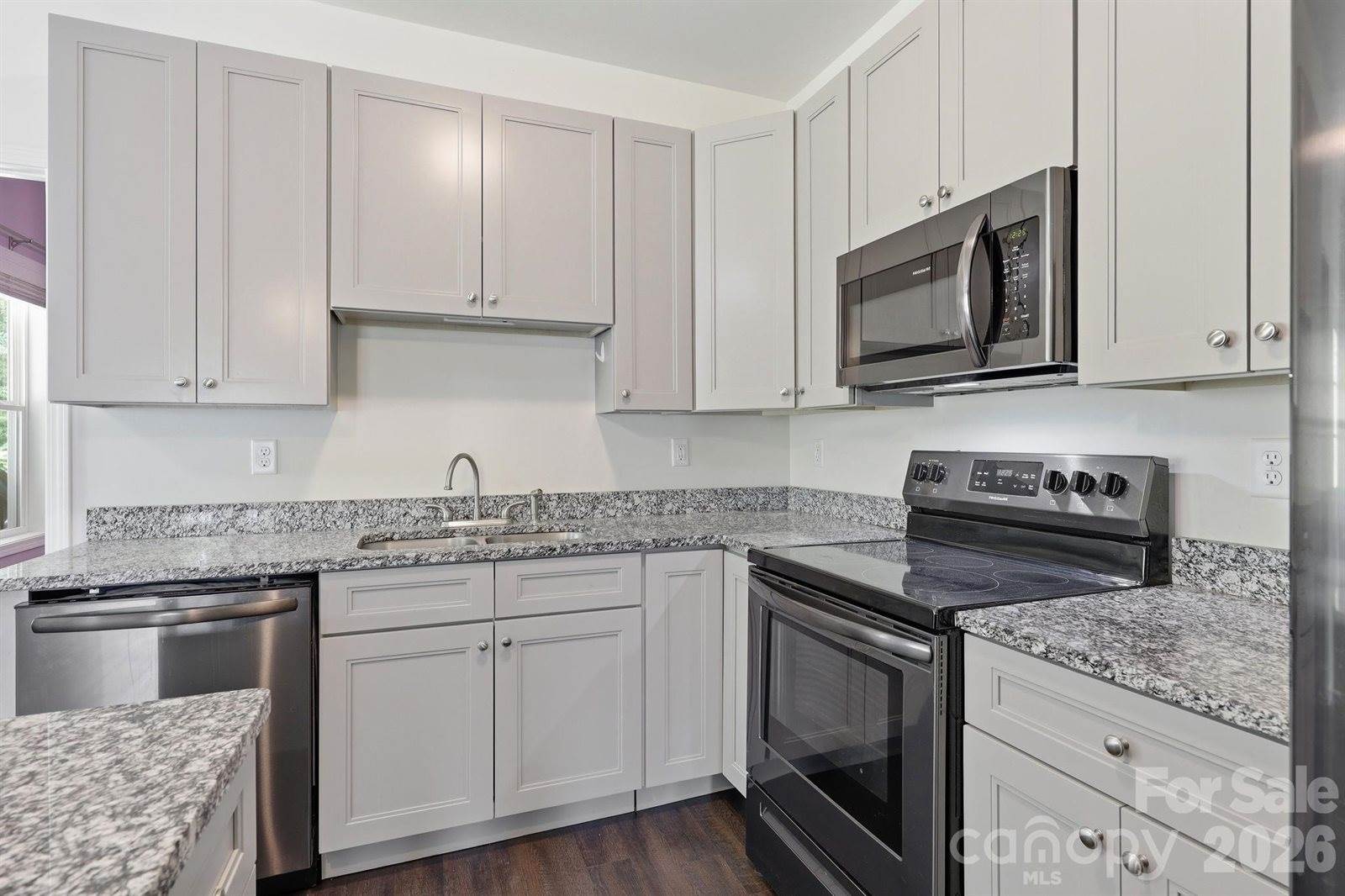 10 Scarlett Ridge Drive, Marshall, NC 28753