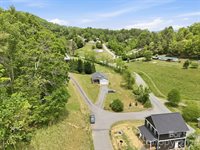 10 Scarlett Ridge Drive, Marshall, NC 28753