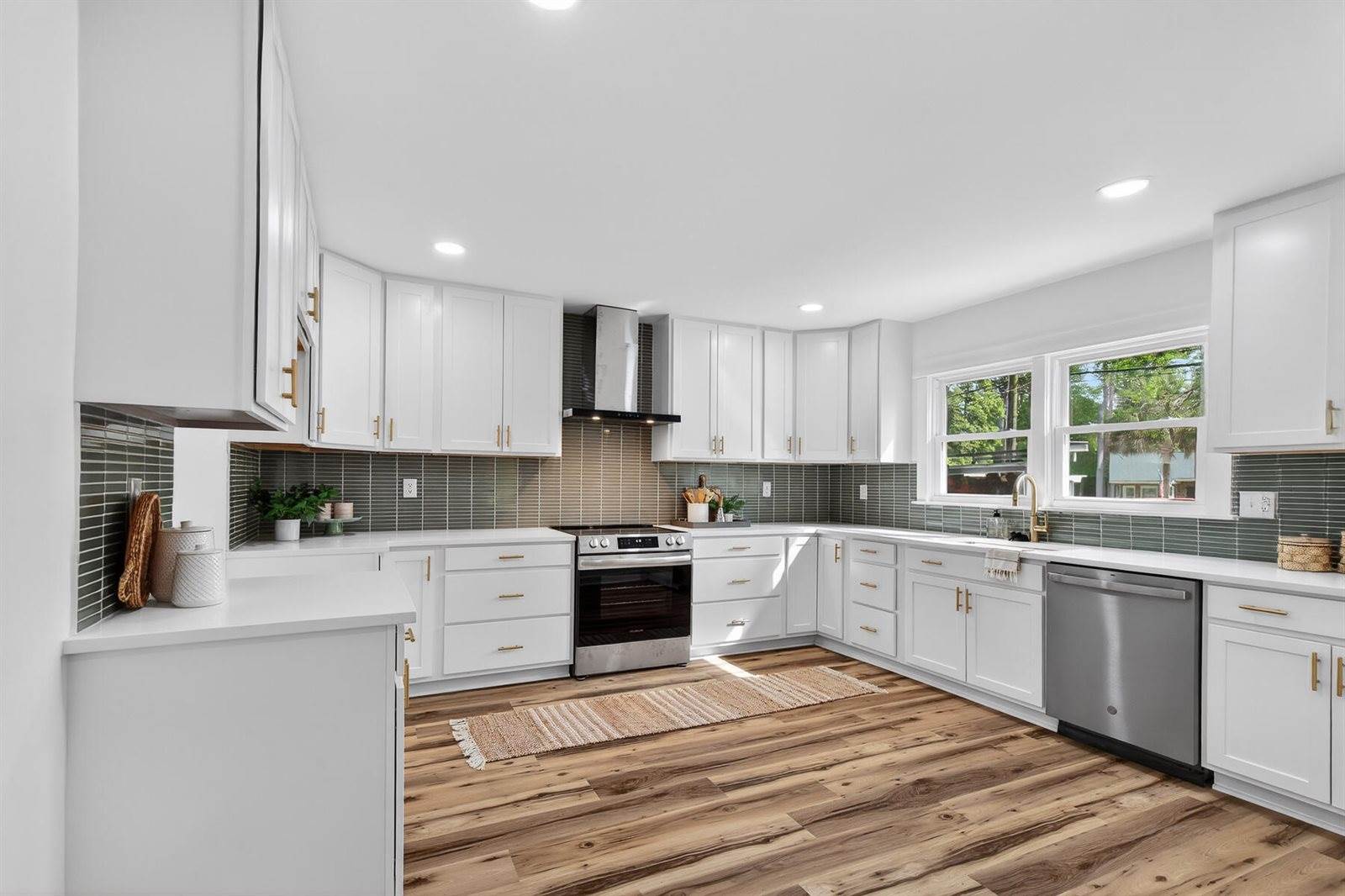 314 Ashley Drive, Summerville, SC 29485