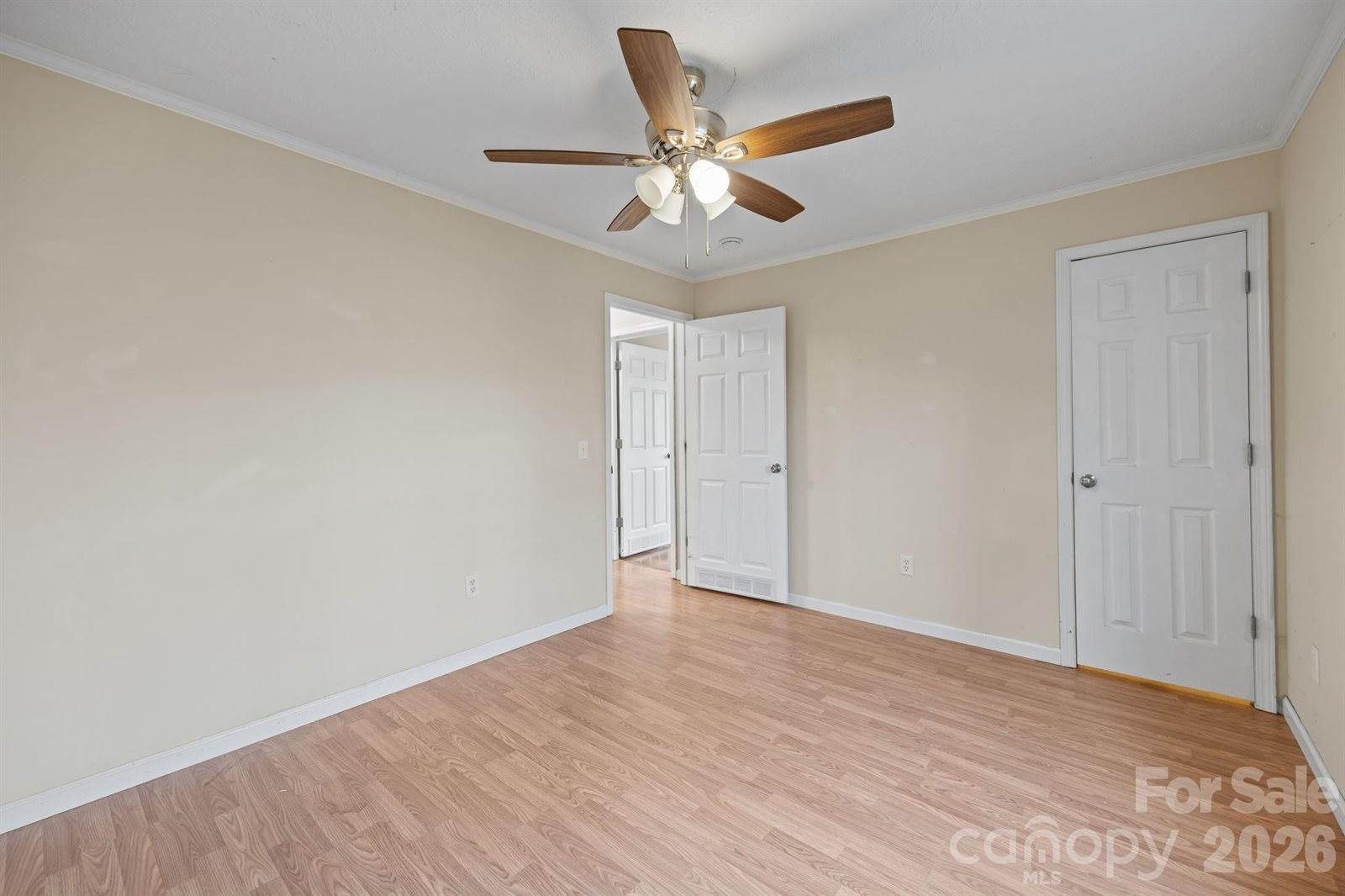633 Allen Drive, Marshall, NC 28753