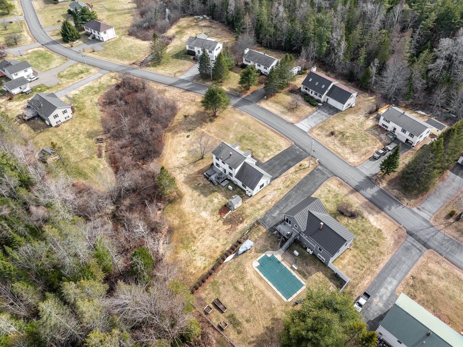 32 Main Trail, Hampden, ME 04444