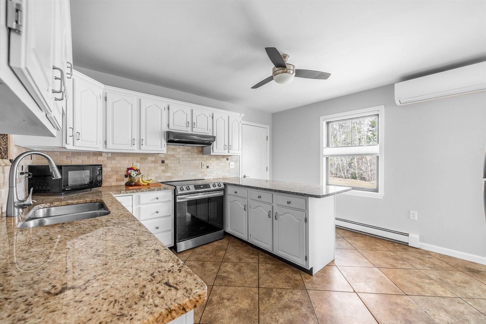 32 Main Trail, Hampden, ME 04444