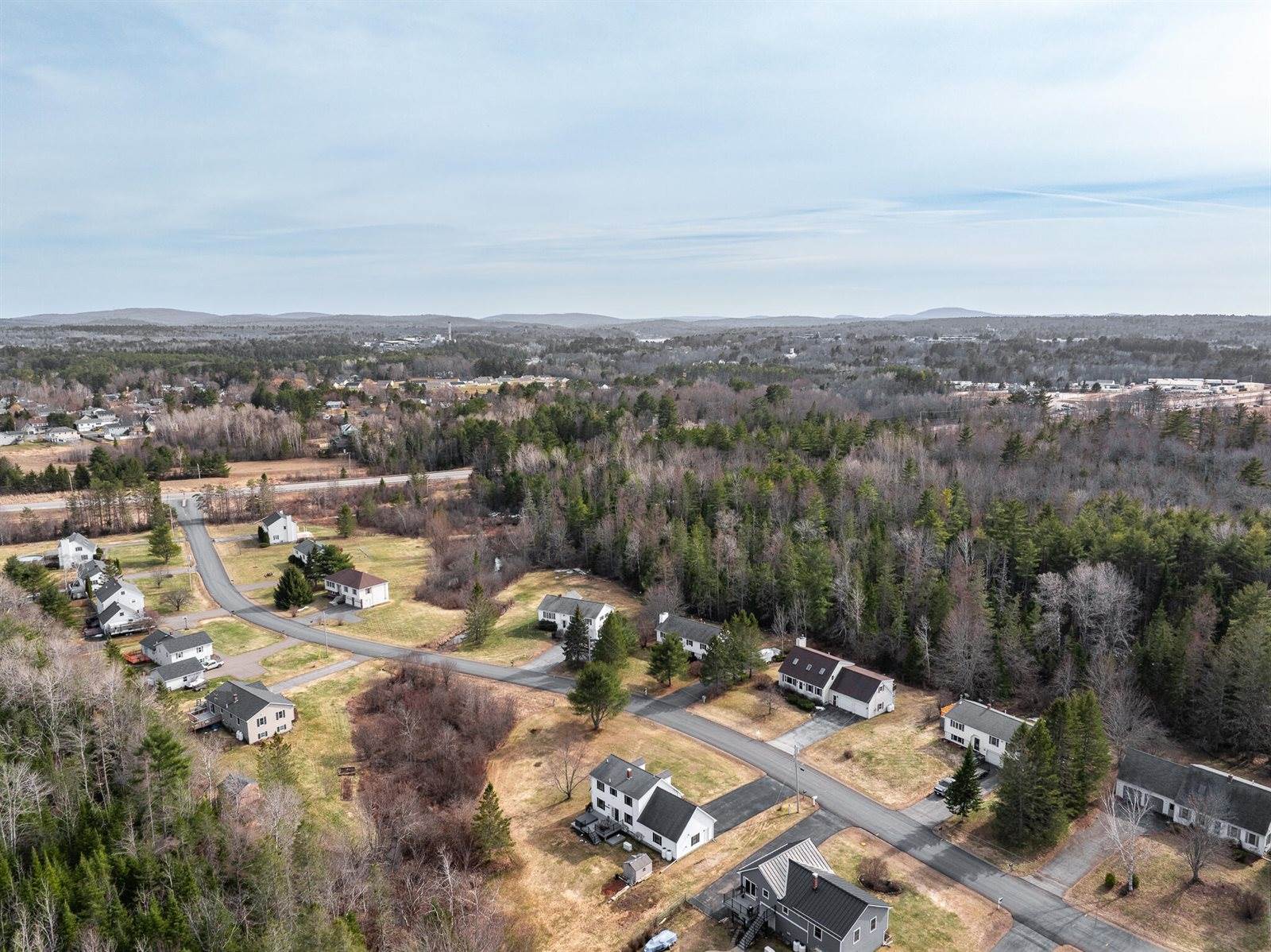 32 Main Trail, Hampden, ME 04444