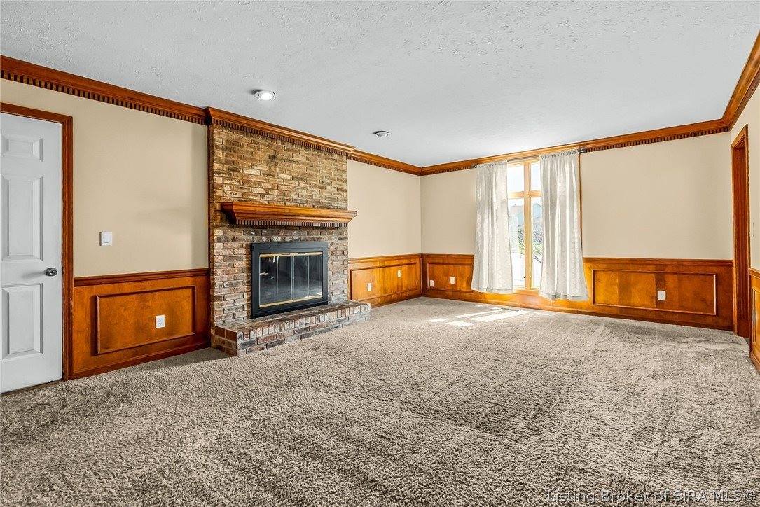 2201 Glenn Abbey, Jeffersonville, IN 47130