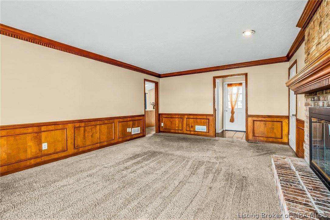 2201 Glenn Abbey, Jeffersonville, IN 47130